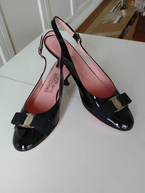 Ferragamo Black Patent Bow Slingback Kitten Heels, 8 1/2 B